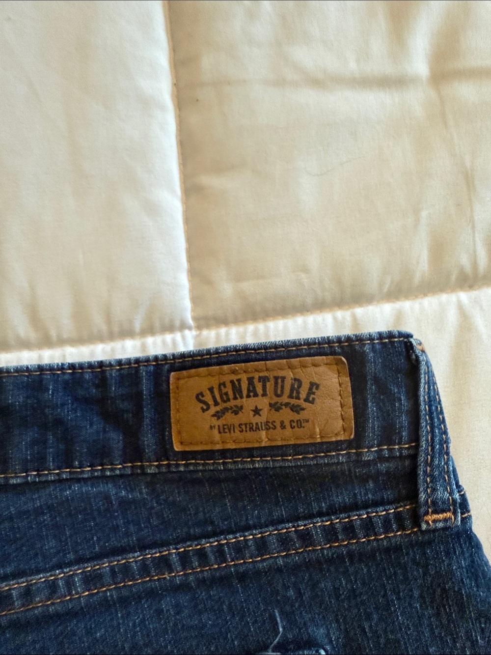 Levi's Dark Blue Cuffed Denim Shorts - Picture 9 of 9